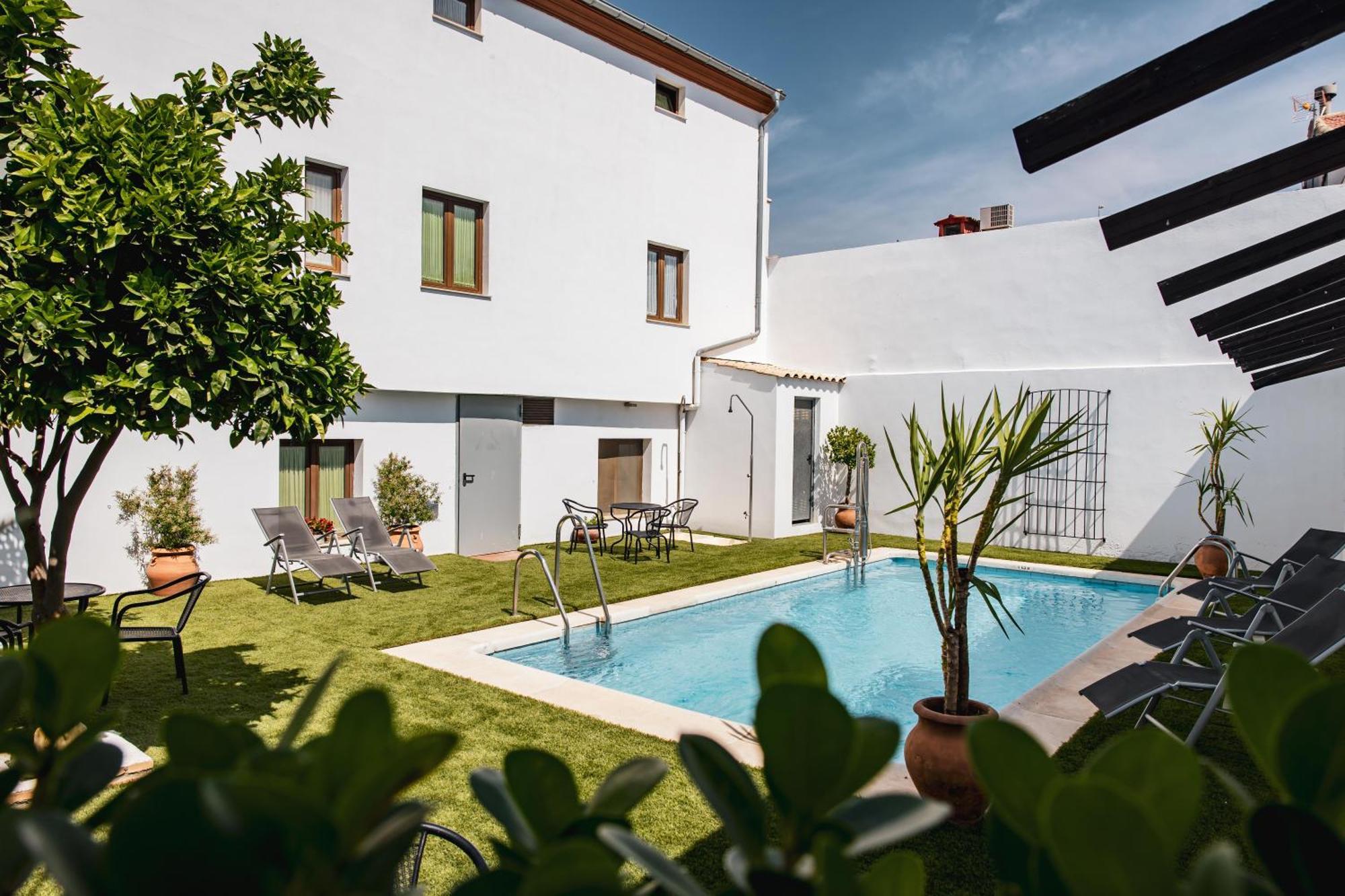 Hostal Aznaitin Baeza Esterno foto